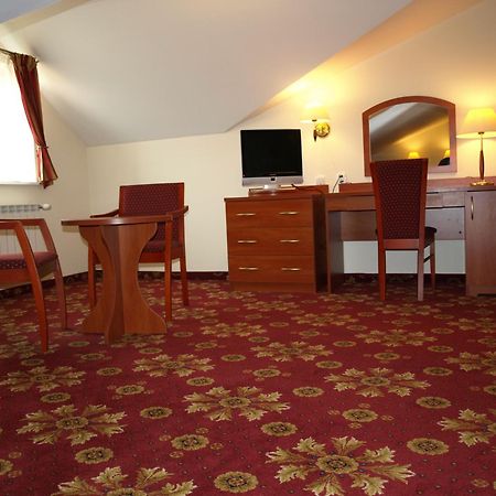 Hotel Relaks Wola Ducka Esterno foto