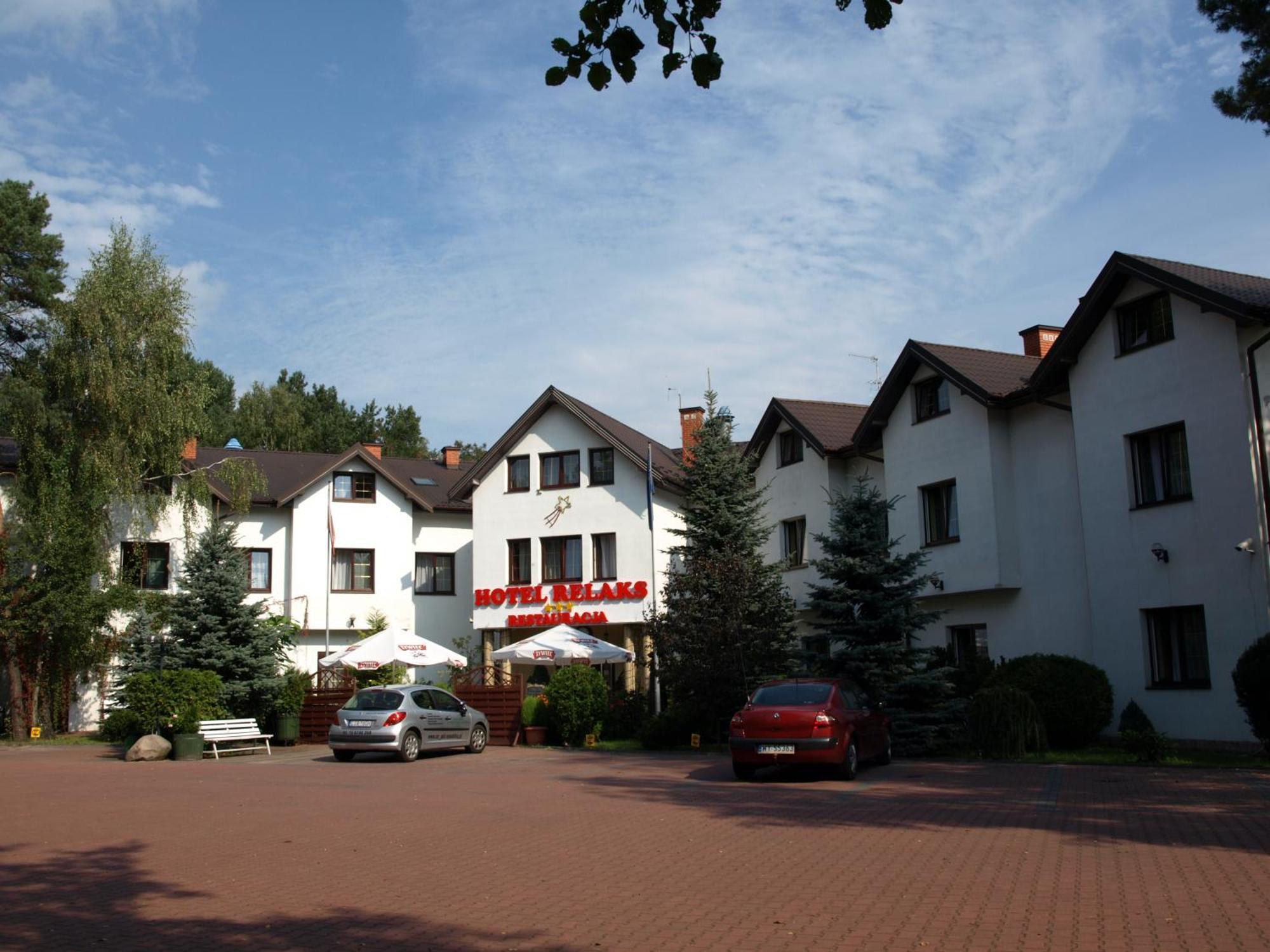 Hotel Relaks Wola Ducka Esterno foto