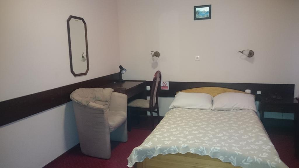 Hotel Relaks Wola Ducka Esterno foto