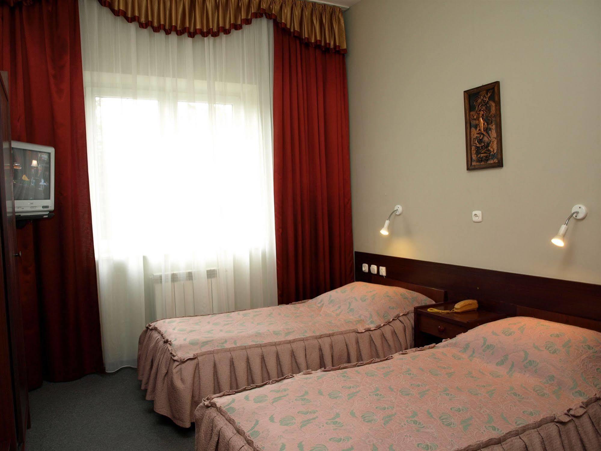 Hotel Relaks Wola Ducka Esterno foto